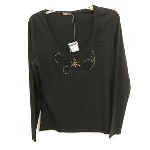 NWT Italian Embroidered Scoop Neck Black Tee Shirt